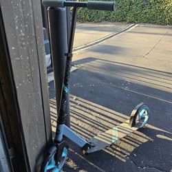 Madd Gear Kruzer Folding Scooter 