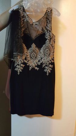 Gorgeous party dress. FINAL SALE NO REFUNDS
