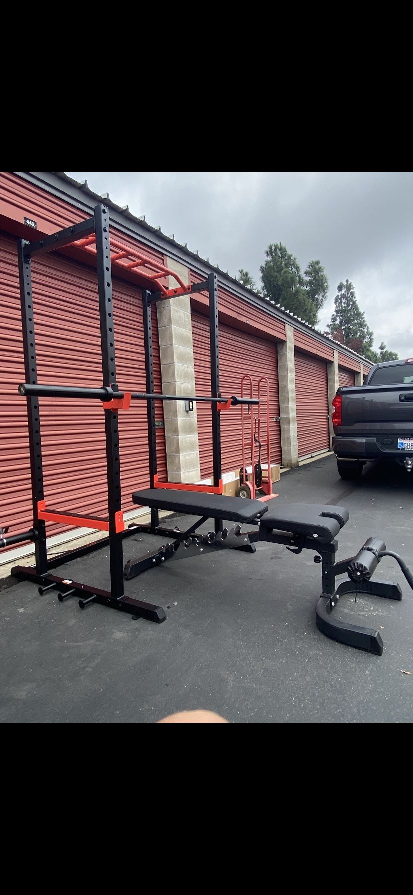 1000lb Rated Sunny Health And Fitness Power Cage Combo With Fully Adjustable Bench And 300lb Olympic Weight Set With Barbell And Clips