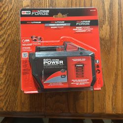 Milwaukee M18 18V Lithium-lon REDLITHIUM FORGE HD 12.0 Ah Battery Pack