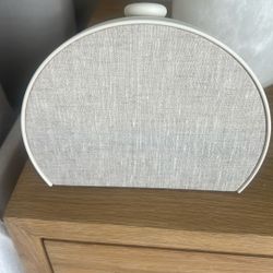 Hatch 3 Restore Alarm Clock In Putty