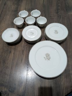 Sango Serenity fine china w/ platinum rim