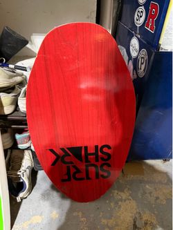 Surf shark skimboard