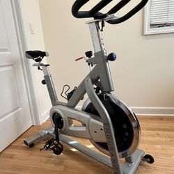 Stationary Exercise Bike Endurance ESB150