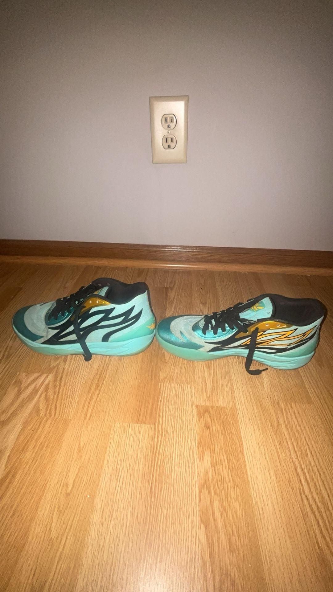 lamelo ball puma MB.02 aqua black size 9.5 in men’s