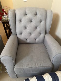 Recliner Chairs