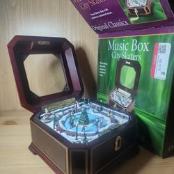 Music Box City Skaters Original Classics