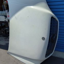 Mercedes ML320 Hood White