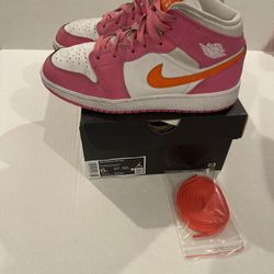 Nike Air Jordan 1 Size  6