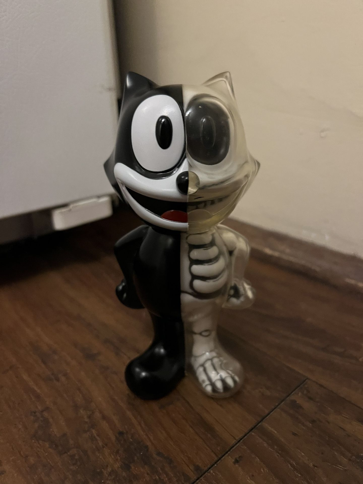 SECRETBASE FELIX THE CAT X RAY Soft Vinyl Figure 6.3 Inch Tall Super Rare