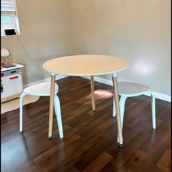 White Dining/ Office Table With Two Chairs 