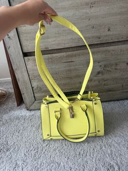 Bright Yellow Handbag – Excellent Condition