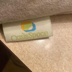 Oasis, Spaces Wedge, Pillow For Your Bed Snaps To Make Different Heights