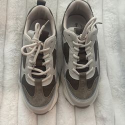 Beau Today Chunky Sneakers, Size 9