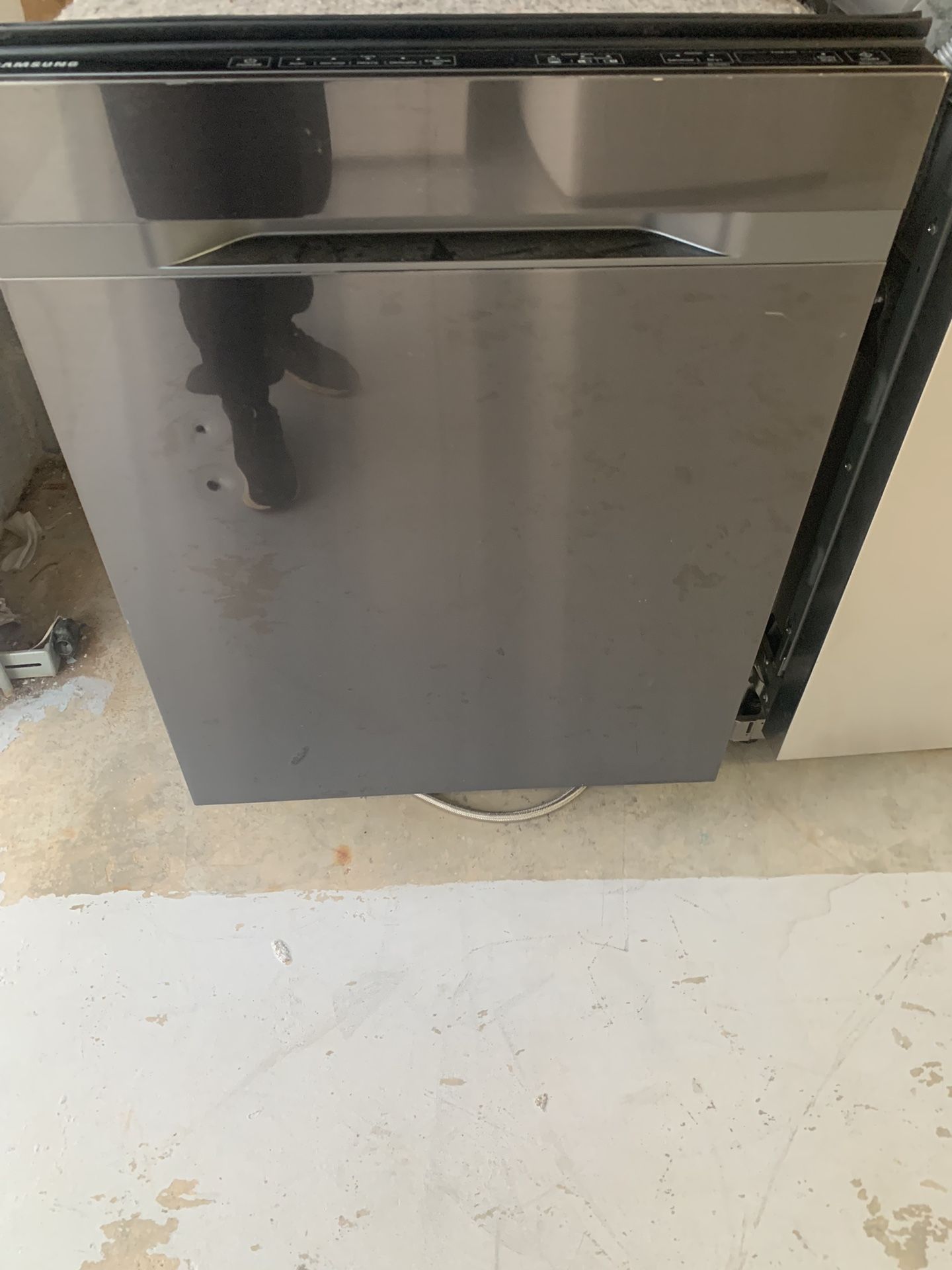 DISHWASHER