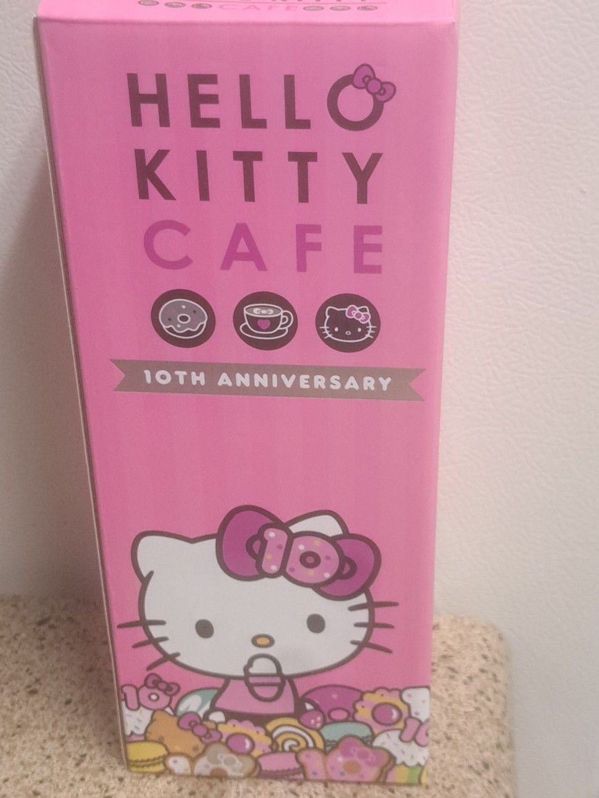 Hello Kitty Cafe 10th anniversary glass tumbler limited edition