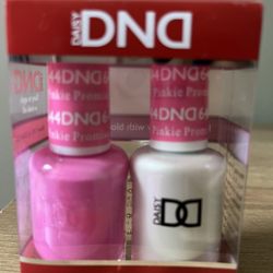 Daisy DND Nail  Polish Set Of 2  💅 