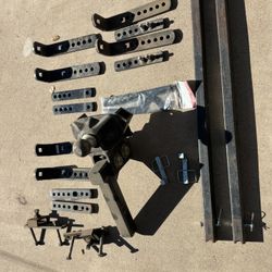 2 Equal-i-zer Trailer Hitches