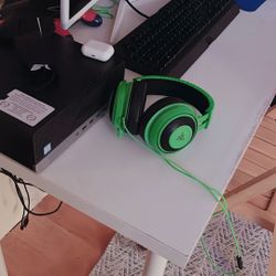 White Desk