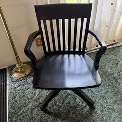 Wooden swivel chair