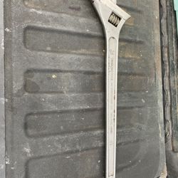 Vintage Diamalloy Diamond Tool  Horseshoe Co  24” Inch Adjustable Crescent Wrench
