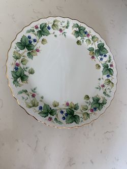 Cake plate with stand