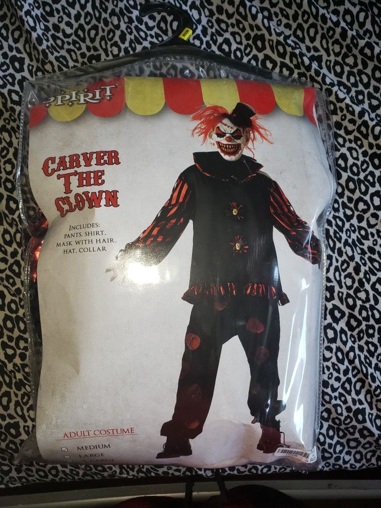 Carver The Clown Spirit Halloween Costume (Medium sized)