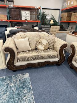Victorian Sofas Set in Stock //)(// Disponibles