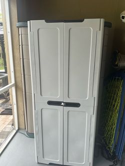 Storage Cabinet / Shed