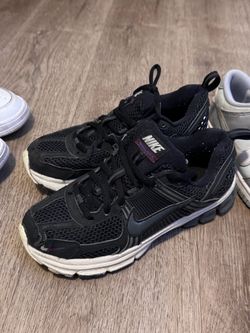 Youth sz 2.5 - 4y shoes