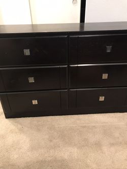 6 Doors Dressser