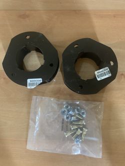 Rough country 3.5” Strut Mount Spacer