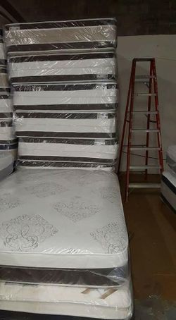 New beds!!! Twin , full, queen and queen 🛏