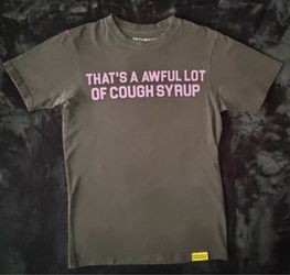 T-shirt size small