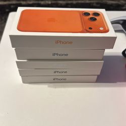 Selling iPhone 17 Pro Max  5 iPhones For 4k Cash 