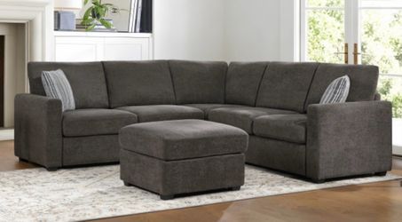 GREY OR BLACK CHENILLE SECTIONAL WITH OTTOMAN