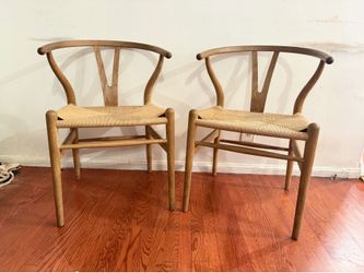 Authentic Carl Hansen & Søn CH24 Wishbone Chairs – Pair – Designed by Hans J. Wegner – Made in Denmark