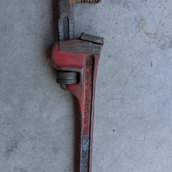 Pipe Wrench 10"