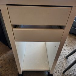 Drawer Unit On Wheels