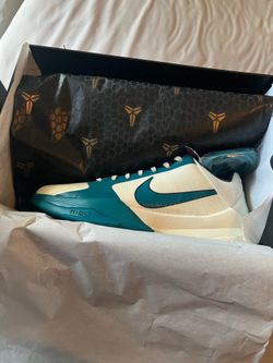 Kobe V Protro CC PE