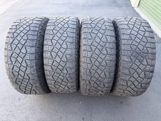 (4) 325/65R18 Goodyear Wrangler Territory AT