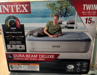 Deluxe twin air mattress