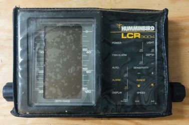 Humminbird LCR - 3004 (Fish Finder)