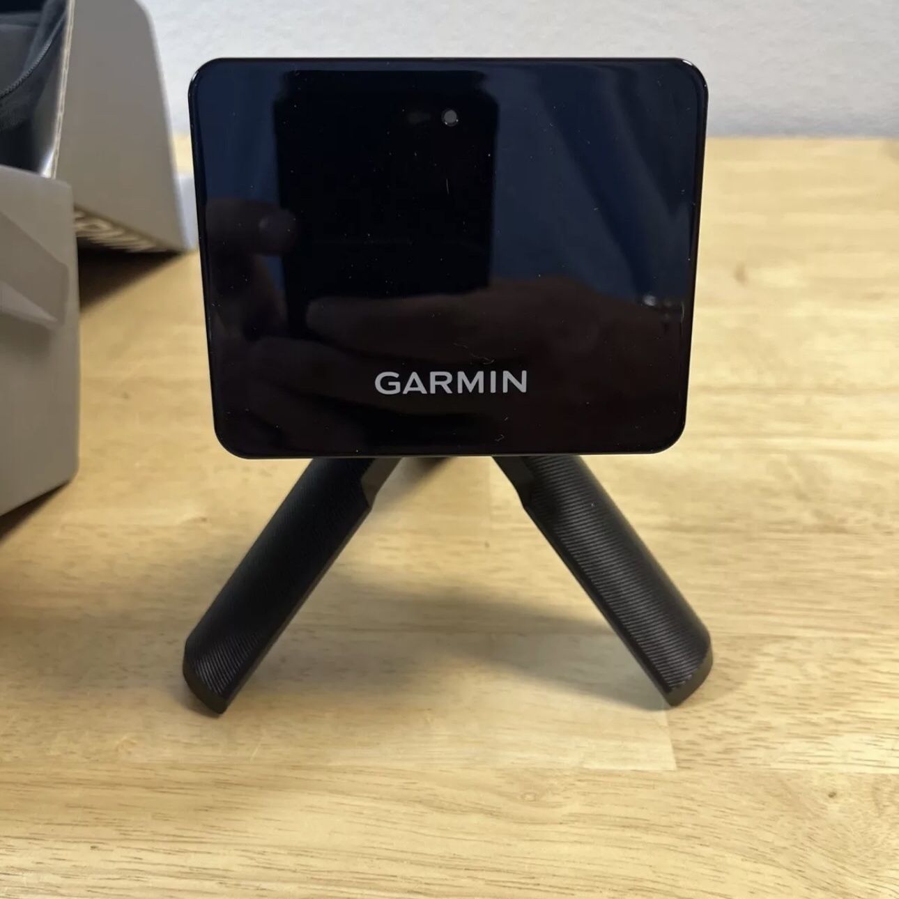Garmin Approach R10 Portable Launch Monitor Simulator for Sale in