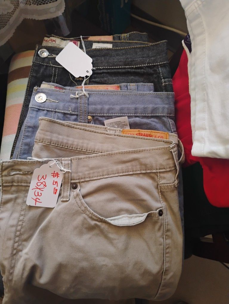 Levis