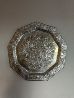 Metallic Decorative Wall Plate