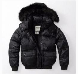 Brand New Abercrombie Women’s Puffer Jacket