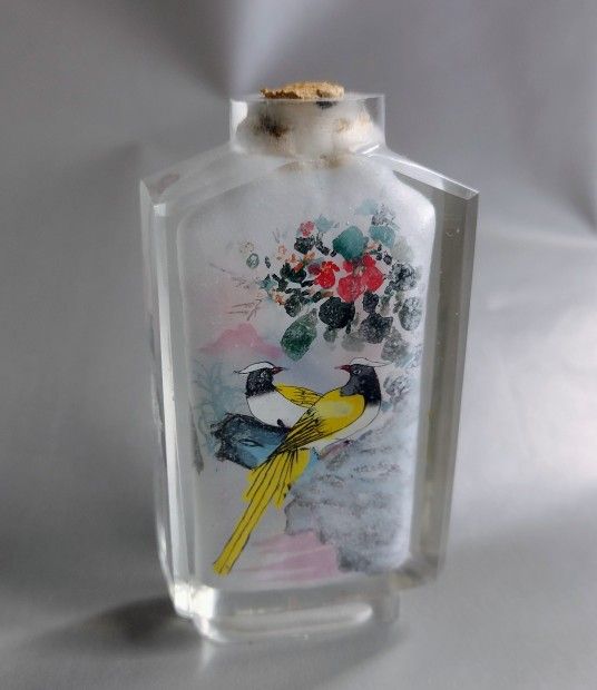 Chinese Antique Painted Bottle 