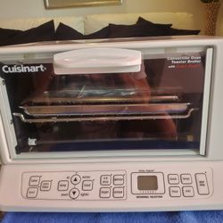 Convection Toaster Oven Broiler with Exact Heat™ Sensor