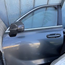2020-2024 Hyundai Palisade Front Driver Door 